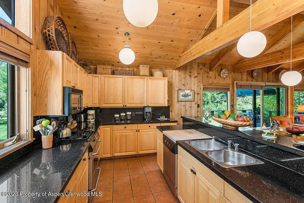 30 Smith Hill Way, Woody Creek, CO, United States. - Photo 10