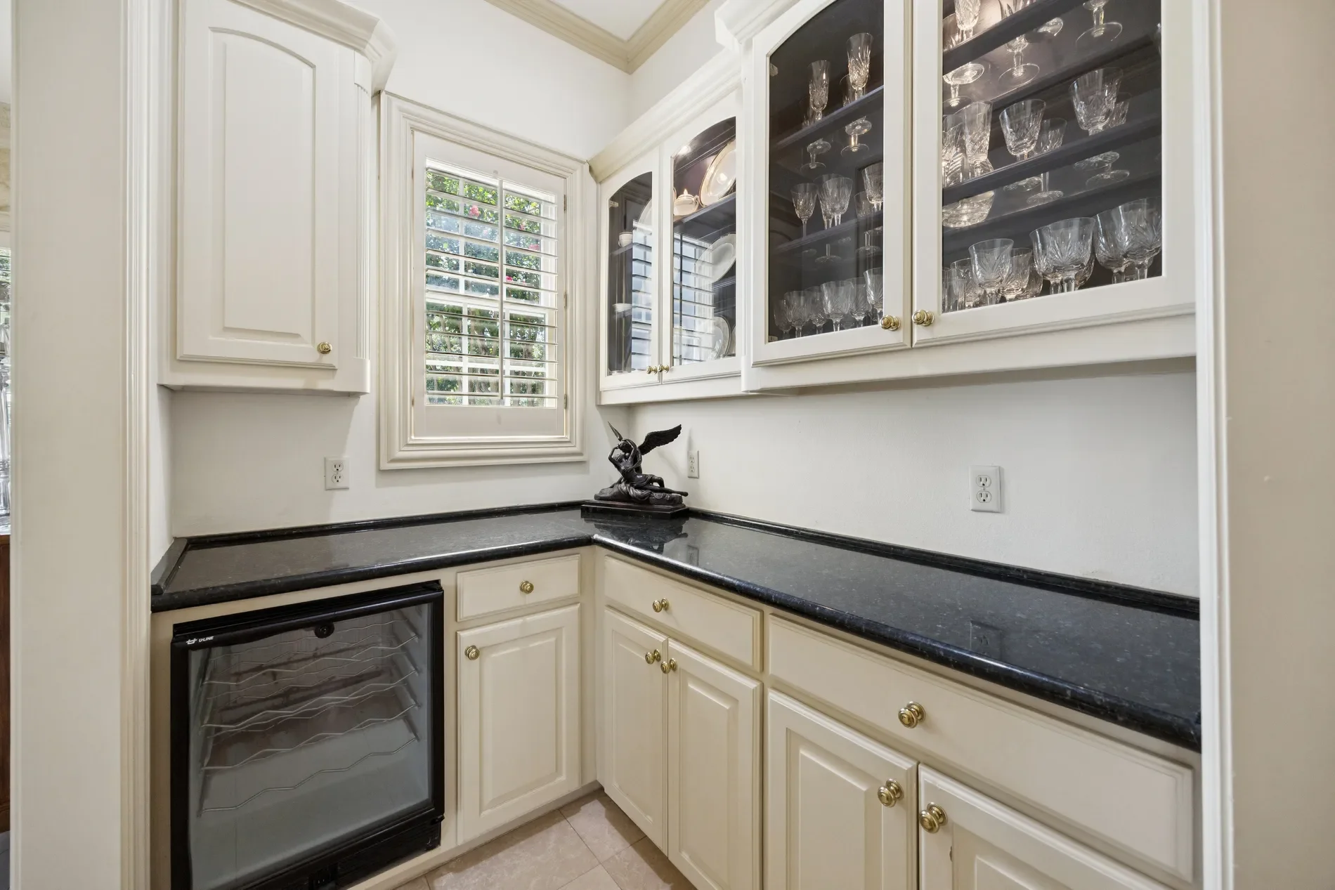 Gallery photo 2