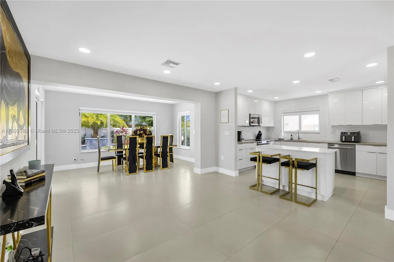 Gallery photo 4