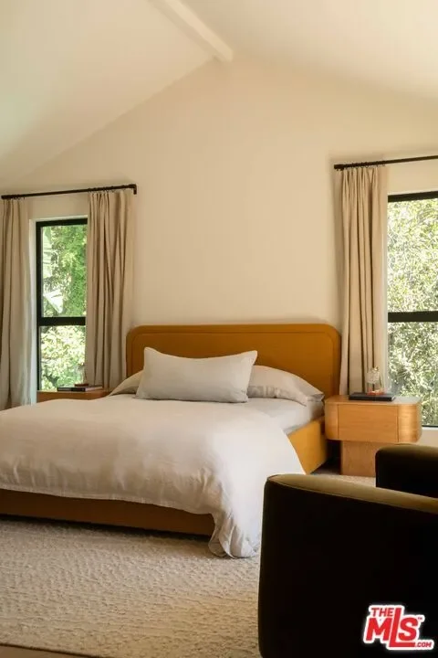 1364 Londonderry Pl, Los Angeles, California, United States. - Photo 21