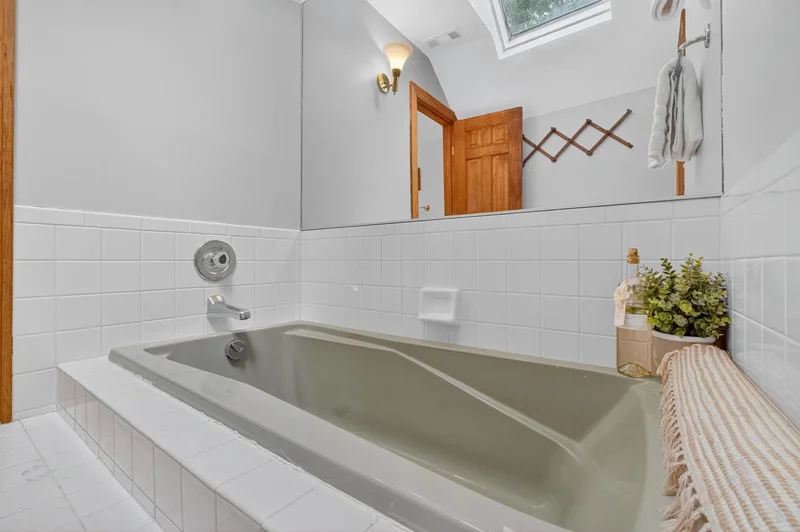 35 Poverty Hollow Road, Newtown, CT 06470, Newtown, Connecticut, United States. - Photo 23