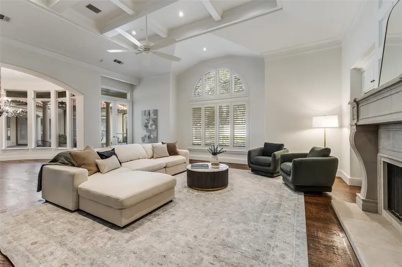 14828 Bellbrook Drive, Addison, Texas, United States. - Photo 7