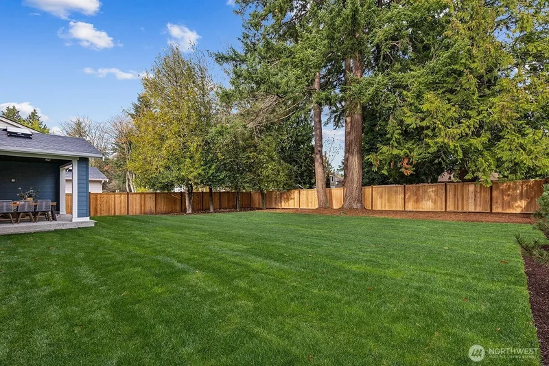 8427 200th Street SW, Edmonds, WA 98026, Edmonds, Washington, United States. - Photo 36