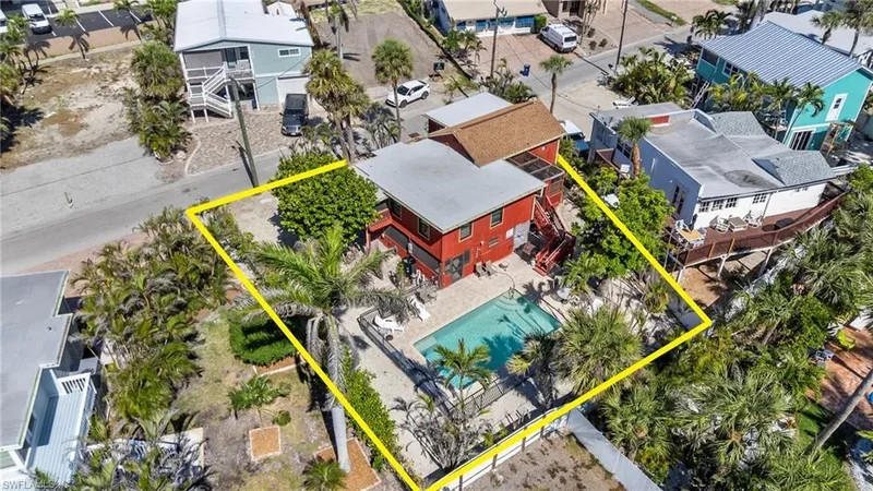 210 Miramar ST, Fort Myers Beach, Florida, United States. - Photo 26