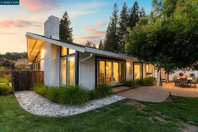 1124 Merlin Ct, Alamo, California, United States. - Photo 44