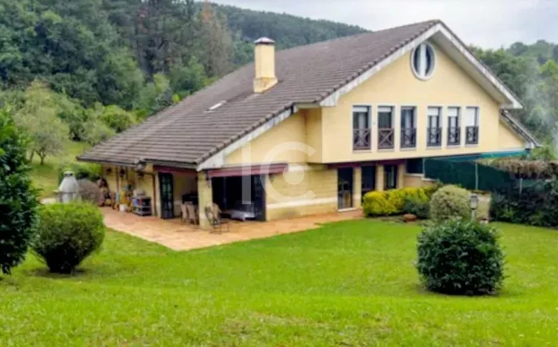 Chalet - Loiu - Spain