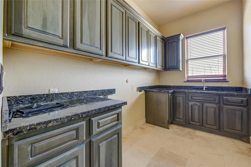 903 Chenango Drive, Angleton, Texas, United States. - Photo 35