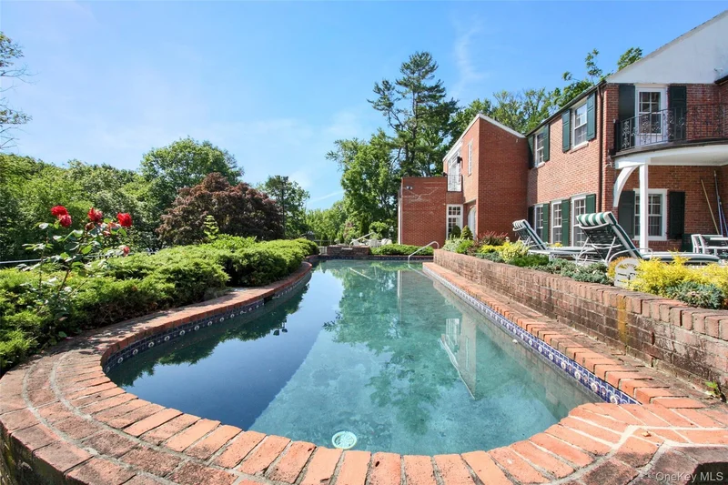 40 Deer Park Road, Great Neck, NY 11024, Kings Point, New York, United States. - Photo 27