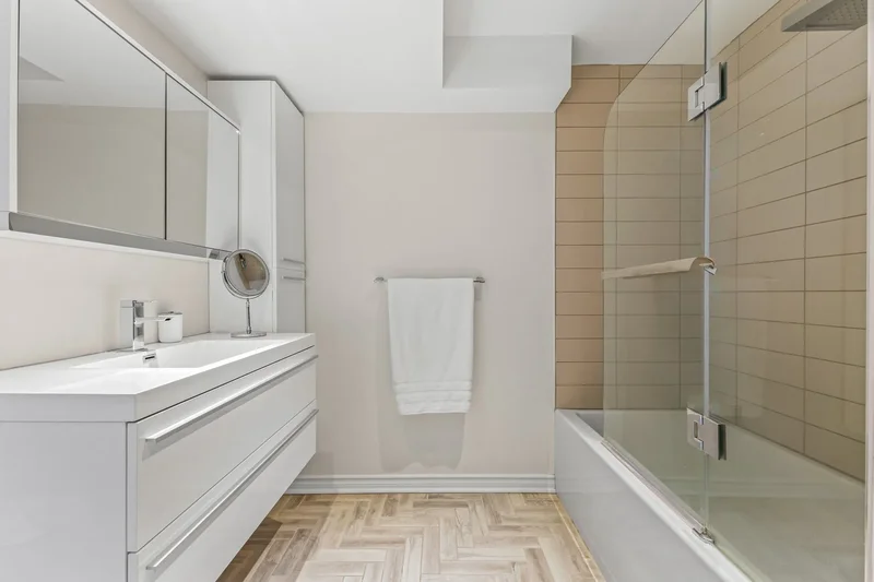 114 Rue Louis-Riel, Dollard-Des Ormeaux, Quebec, Canada. - Photo 30