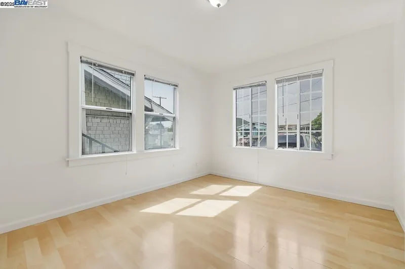 2138 19Th Ave, Oakland, California, United States. - Photo 4