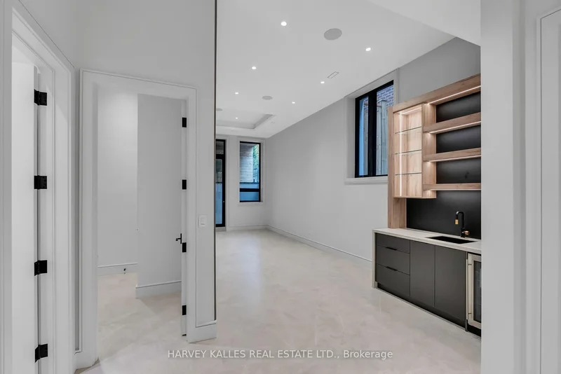 19 Ridley Boulevard, Toronto, ON, M5M 3L1, CANADA, Toronto, Ontario, Canada. - Photo 49