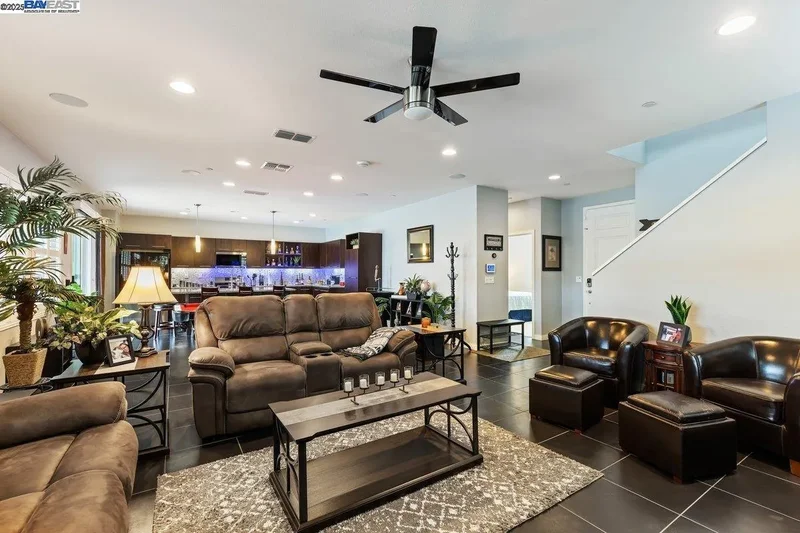 1050 Clear Lake Dr, Oakley, California, United States. - Photo 53