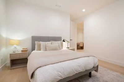 Thumbnail 38