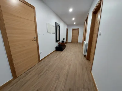 Thumbnail 25