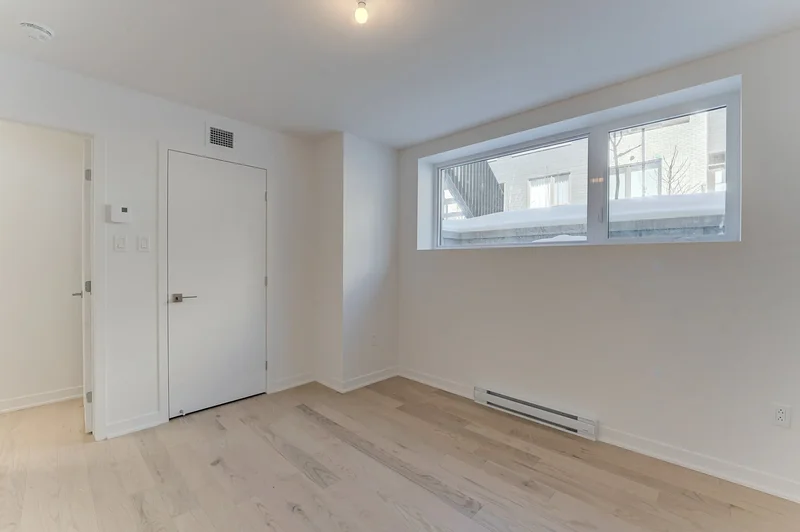 4831 Rue Gilford, Montréal, Quebec, Canada. - Photo 24