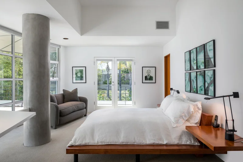 255 S Bentley Ave, Los Angeles, CA 90049, Los Angeles, California, United States. - Photo 7