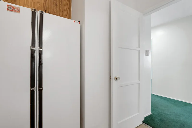916 South Caswell Avenue , Compton, CA 90220, Compton, California, United States. - Photo 29