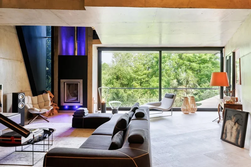 SAN SEBASTIÁN - Contemporary design villa in a privileged natural setting