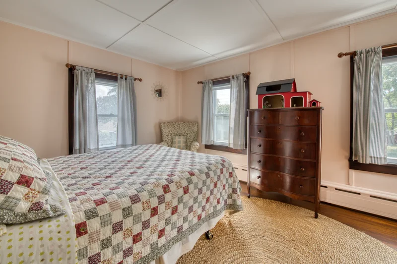 385 Cottage Place, Southold, NY 11971, Southold, New York, United States. - Photo 7