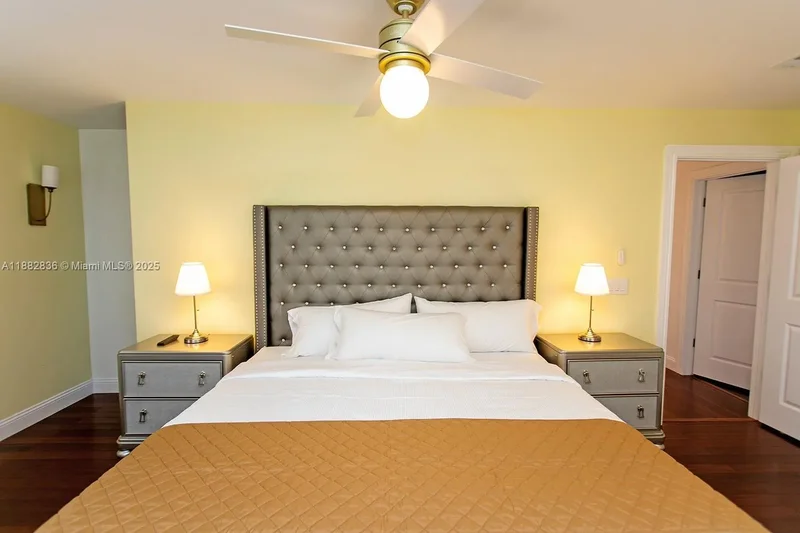 809 S 17th Ave, Hollywood, Florida, United States. - Photo 18