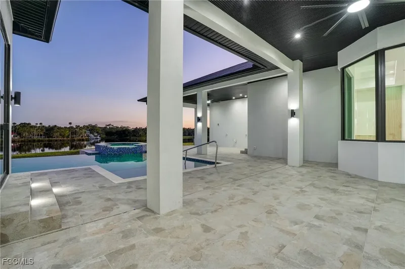 2532 CALOOSA SHORES DR, 33935, Florida, United States. - Photo 40