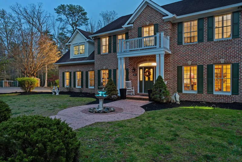 301 Sturtons Lane, Pasadena, MD 21122, Pasadena, Maryland, United States. - Photo 26