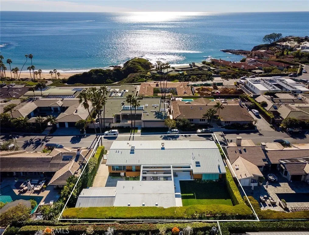 2538 Monaco Drive, Laguna Beach, California, United States. - Photo 11