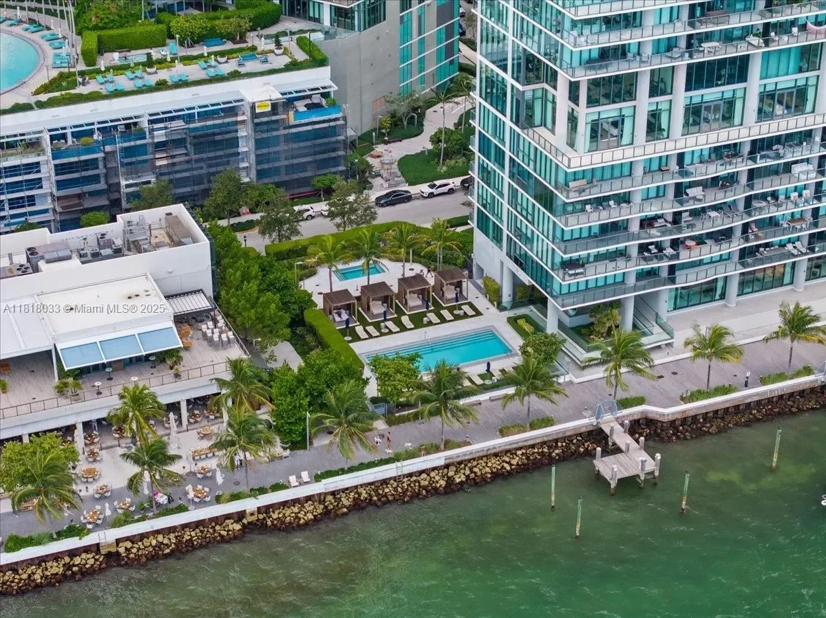 3131 NE 7th Ave 3306, Miami, Florida, United States. - Photo 44