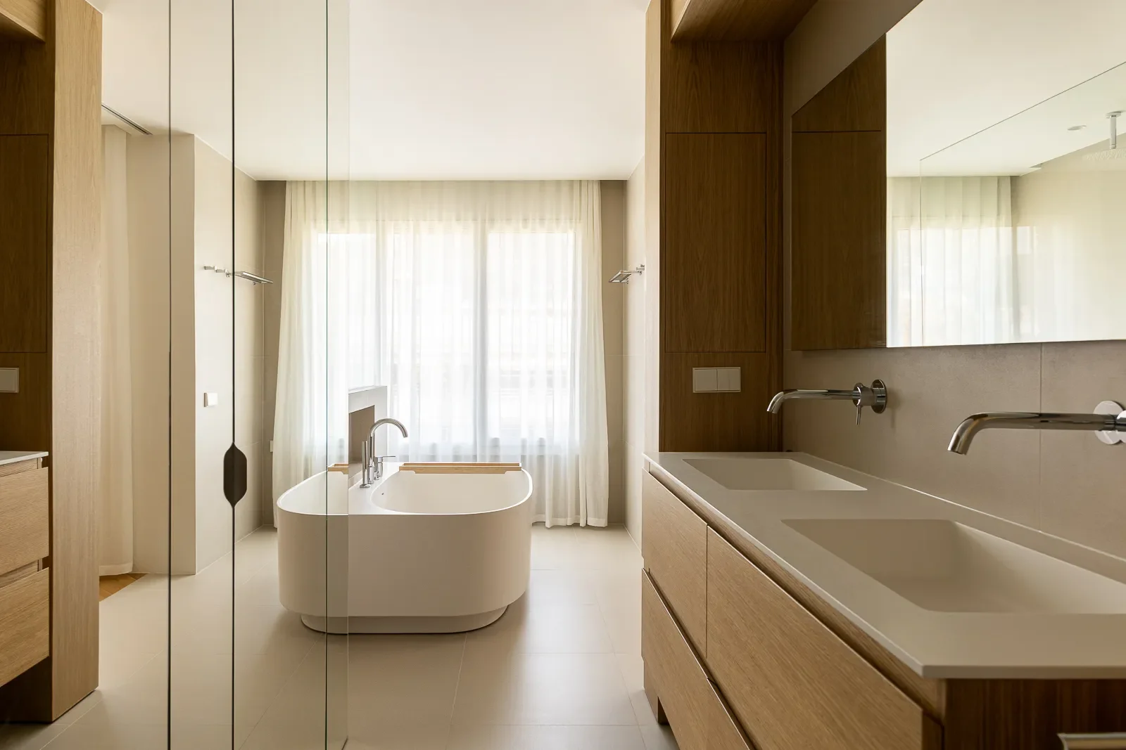 Pedralbes, Les Corts, Barcelona, Spain, les Corts, Barcelona, Spain. - Photo 15