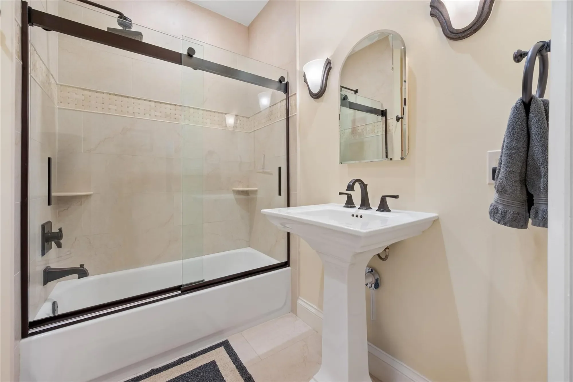 2870 NE 26th St, Wilton Manors, Florida, United States. - Photo 21