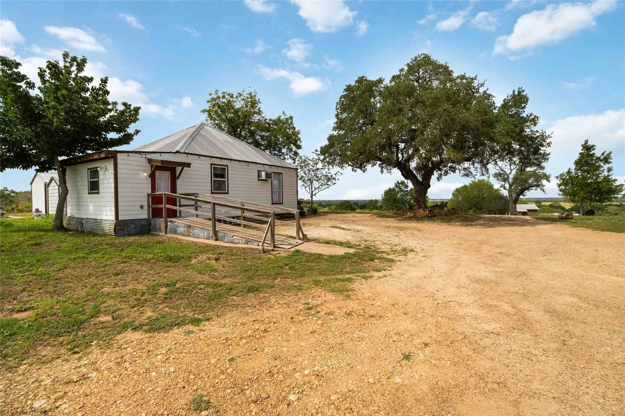 227 Henderson LN, Lockhart, Texas, United States. - Photo 22