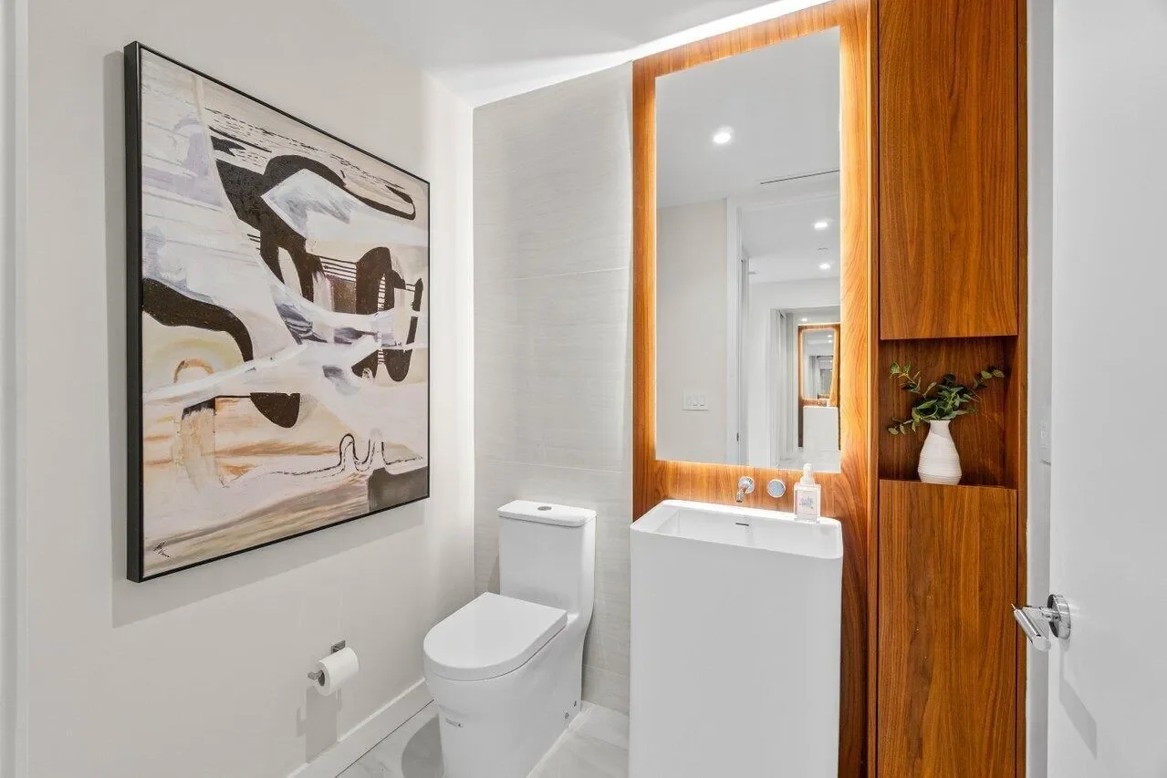 220 SE Mizner Boulevard, Boca Raton, Florida, United States. - Photo 2