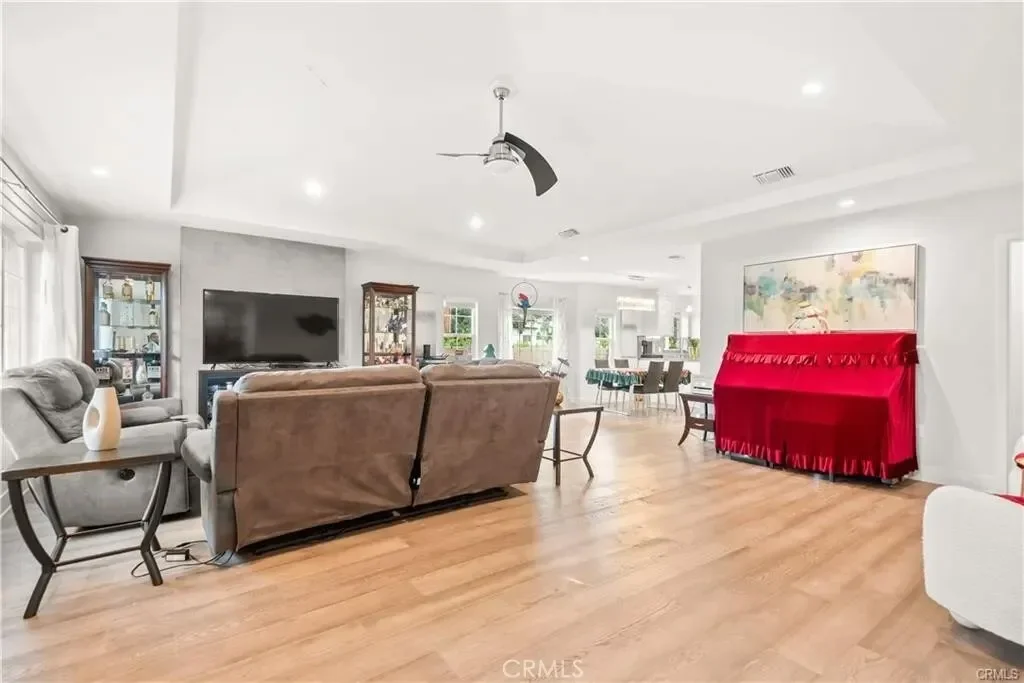 6770 Oak Avenue, Arcadia, California, United States. - Photo 2