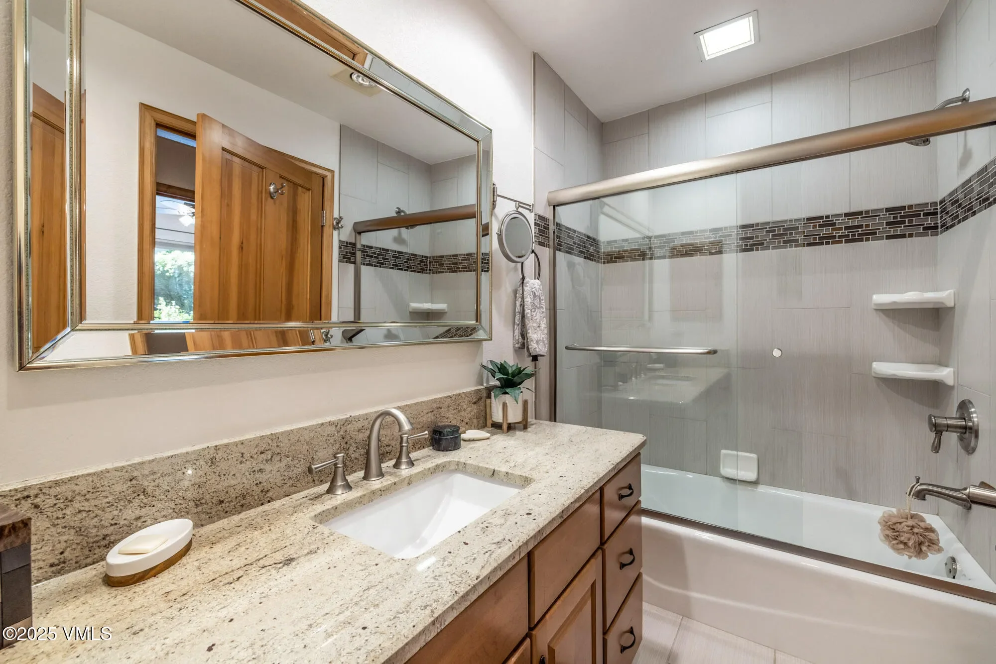 627 Sawatch Drive 108, Edwards, Colorado, United States. - Photo 20