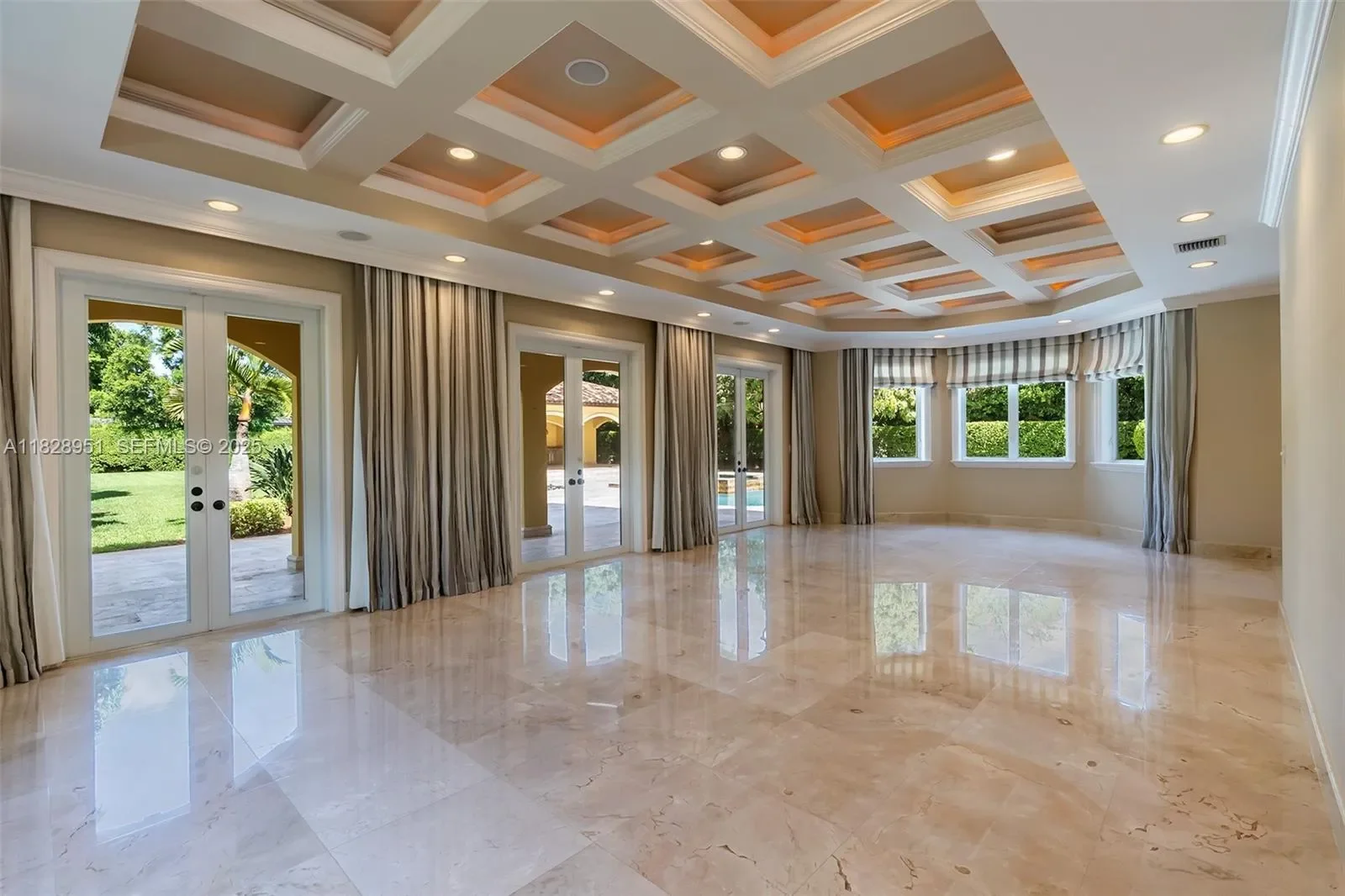 10851 SW 63rd Ave, Coral Gables, Florida, United States. - Photo 12