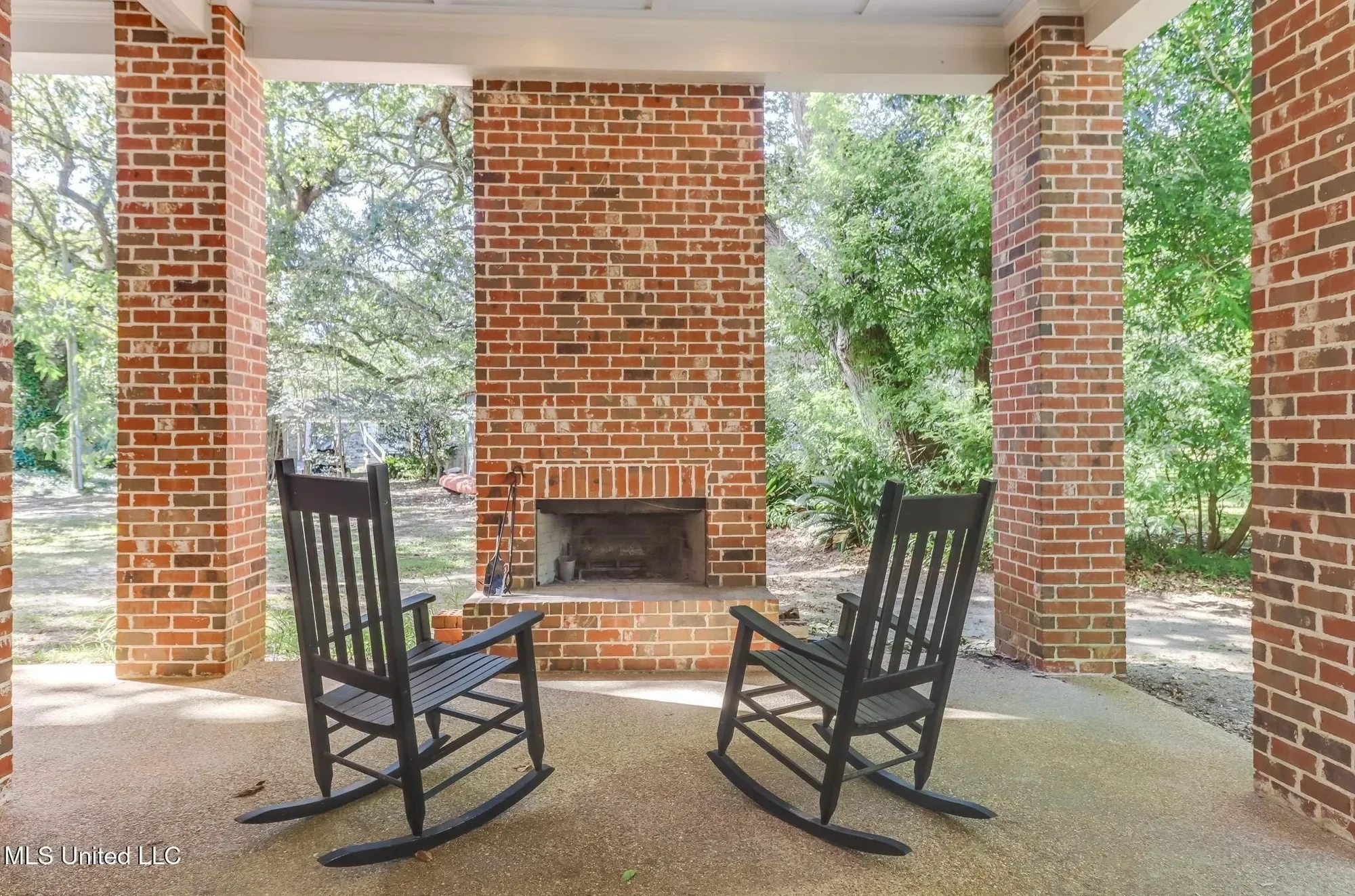 726 Wiggins Circle, Pascagoula, MS 39581, Pascagoula, Mississippi, United States. - Photo 29