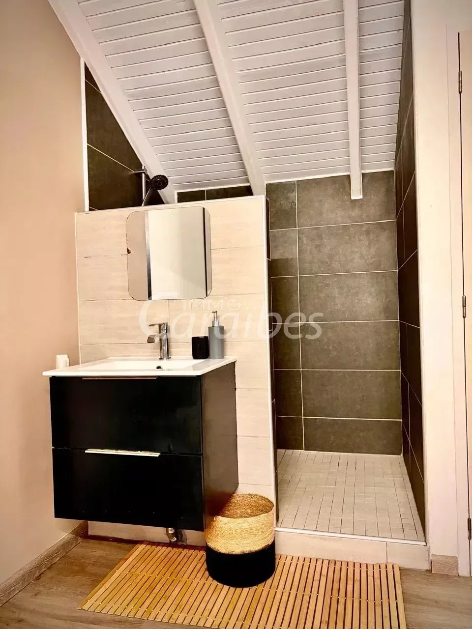 Gallery photo 8