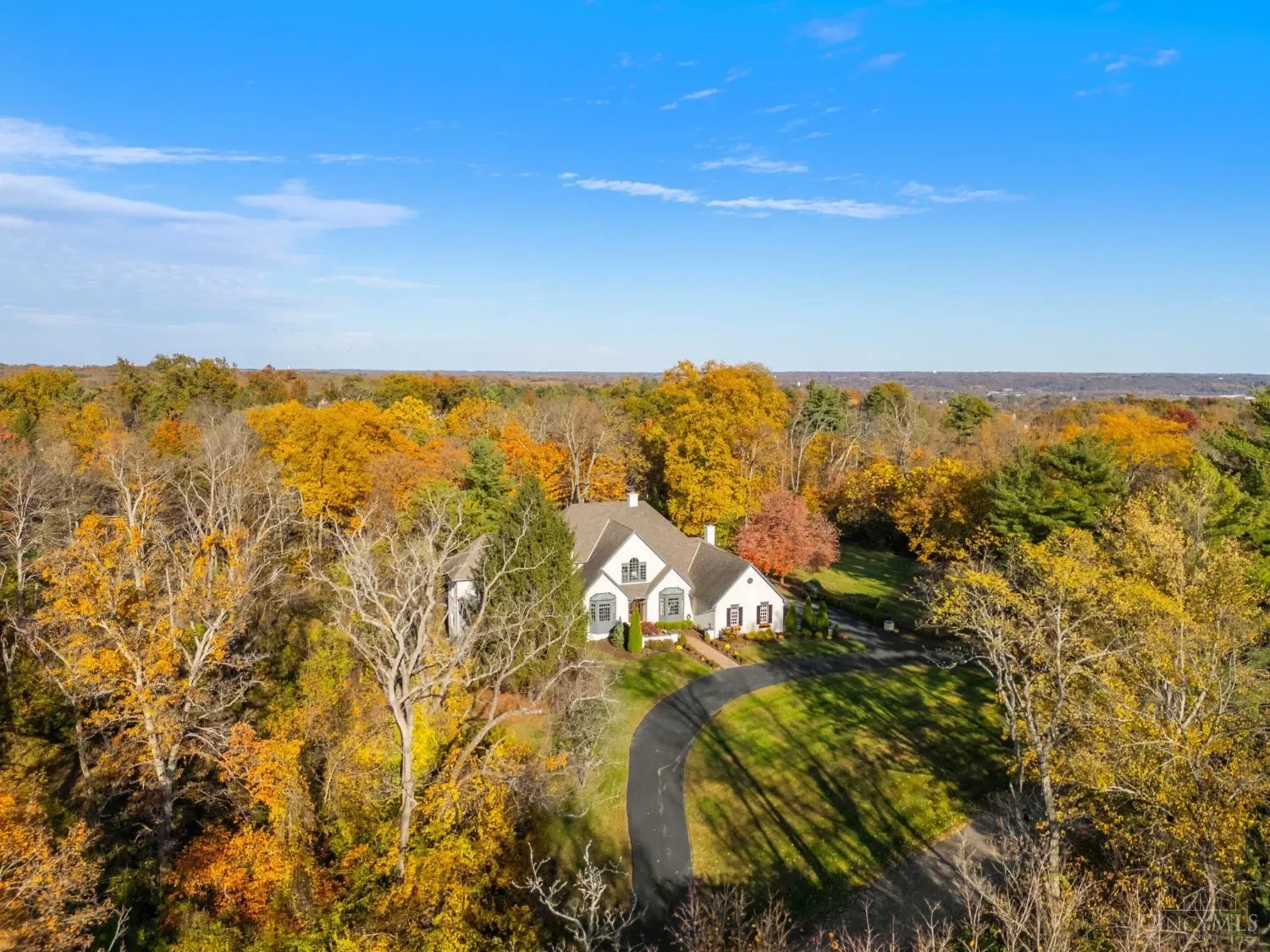 8765 Old Indian Hill Road, Cincinnati, OH 45243, Cincinnati, Ohio, United States. - Photo 25