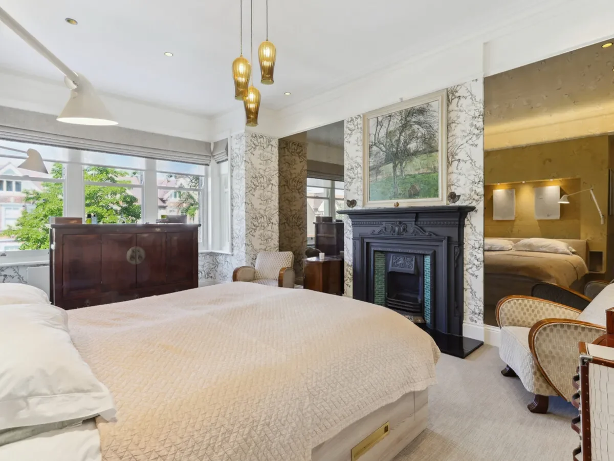 Burbage Road, London, SE24, London, England, United Kingdom. - Photo 2