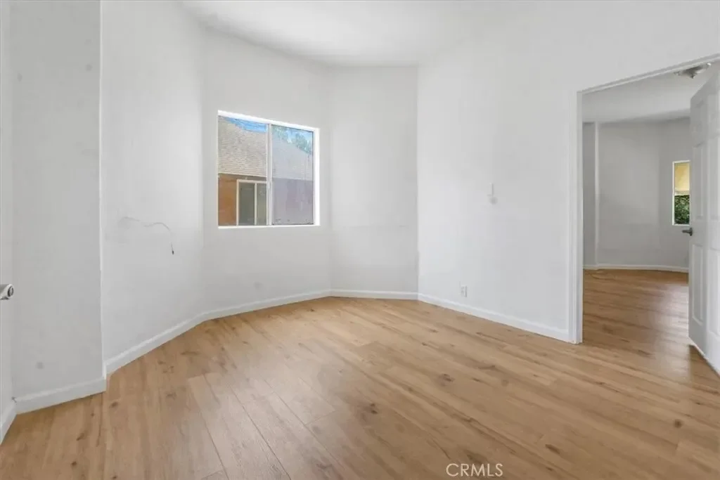 2122 Thomas Street, Los Angeles, California, United States. - Photo 38