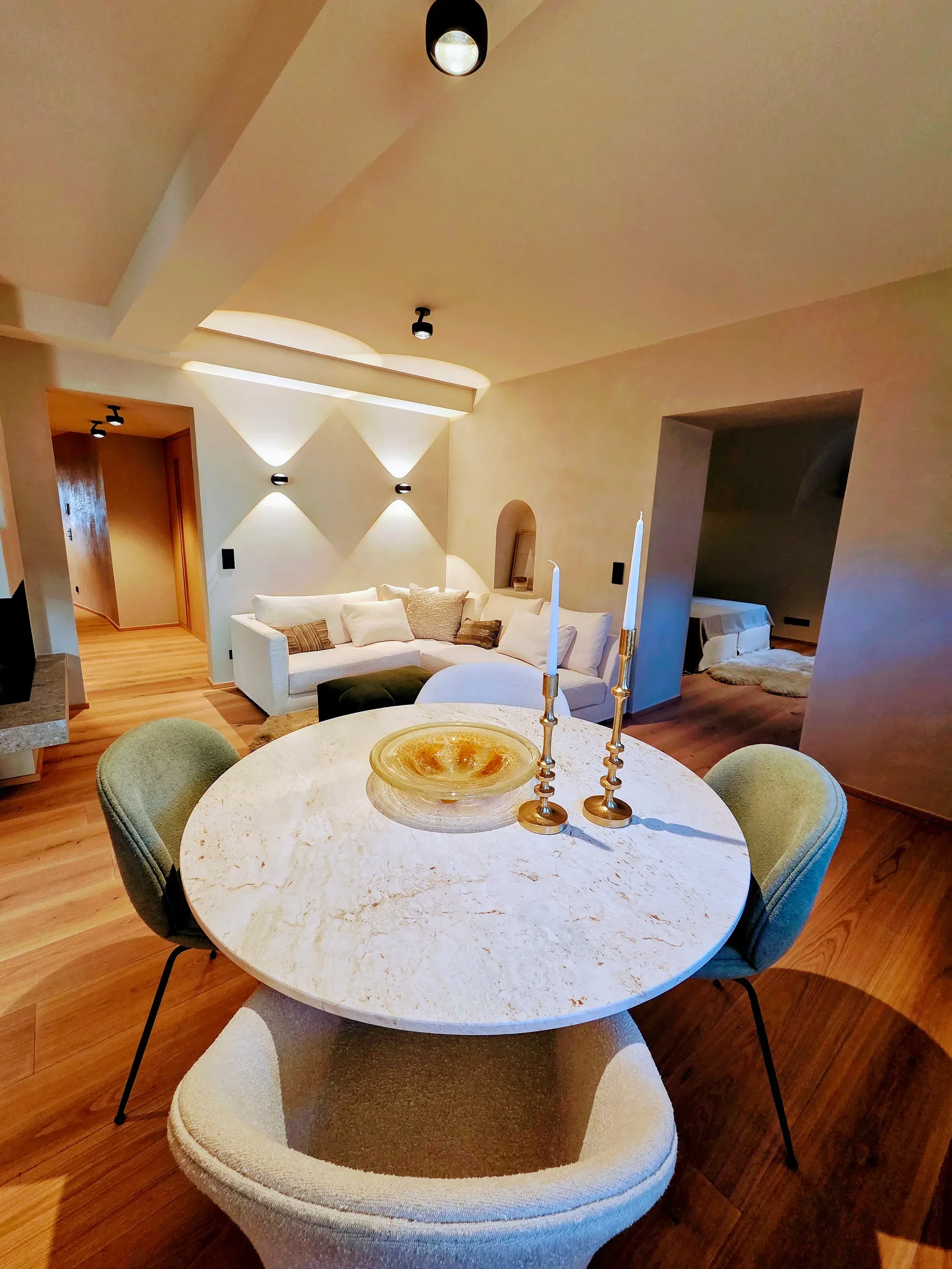 Gallery photo 1