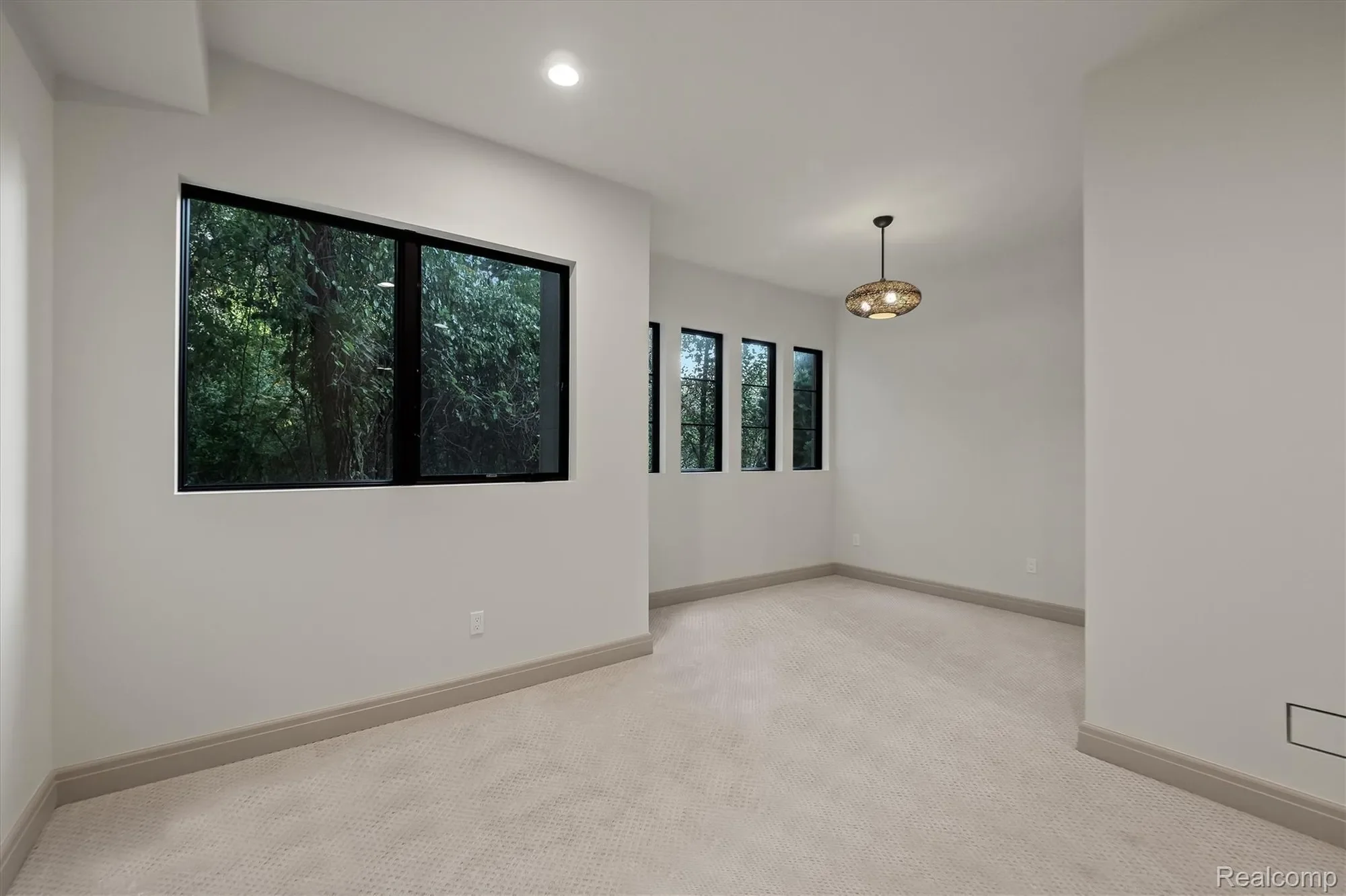 559 Barrington Park Drive, Bloomfield Hills, MI 48304, Bloomfield Hills, Michigan, United States. - Photo 39