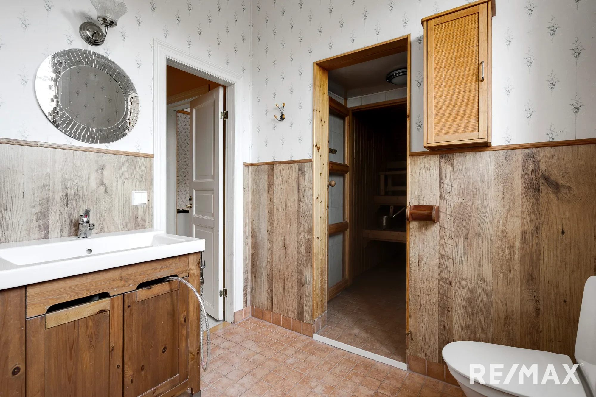 Gallery photo 4
