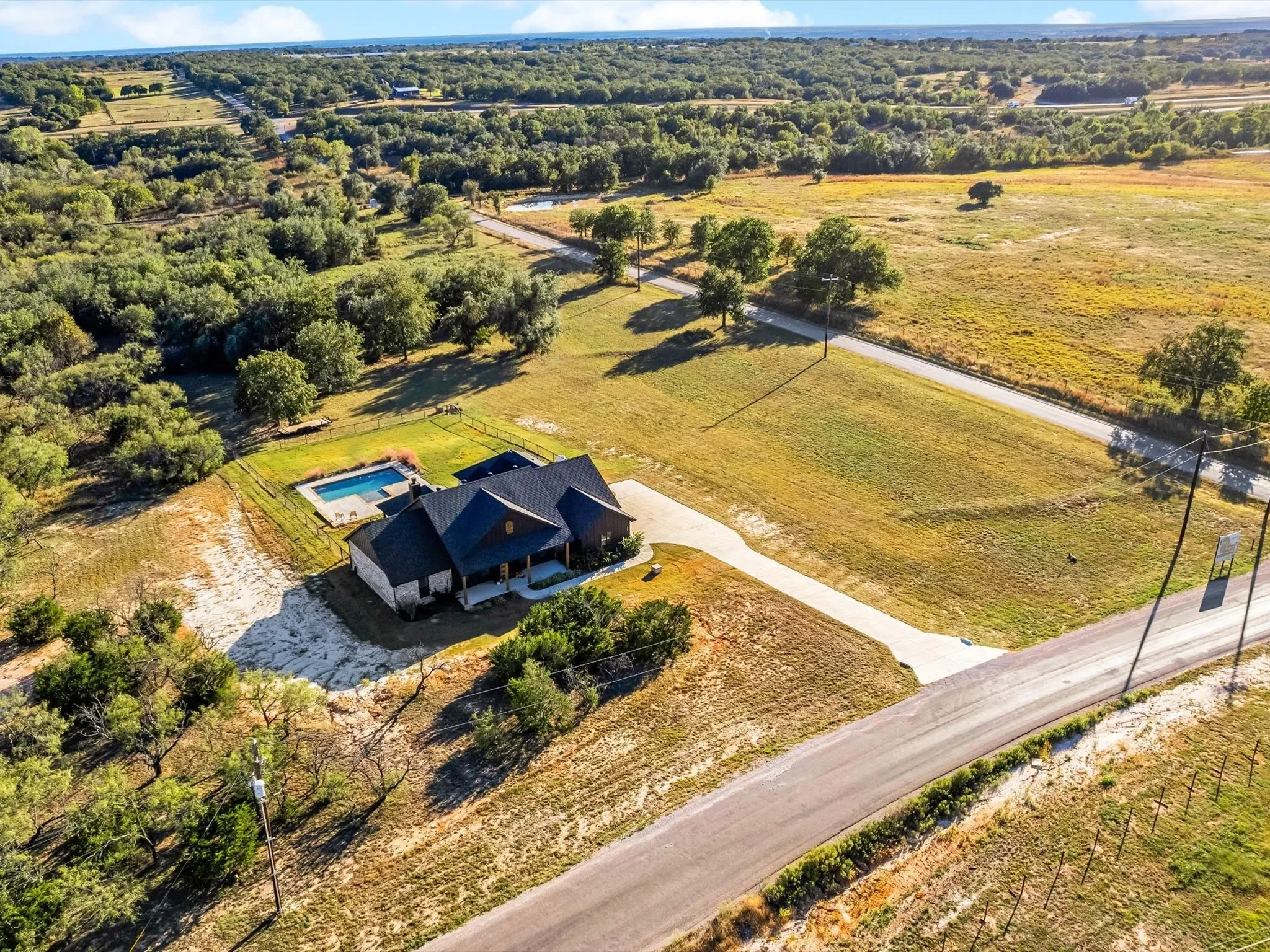 199 Graystone , Weatherford, TX 76088, Weatherford, Texas, United States. - Photo 27