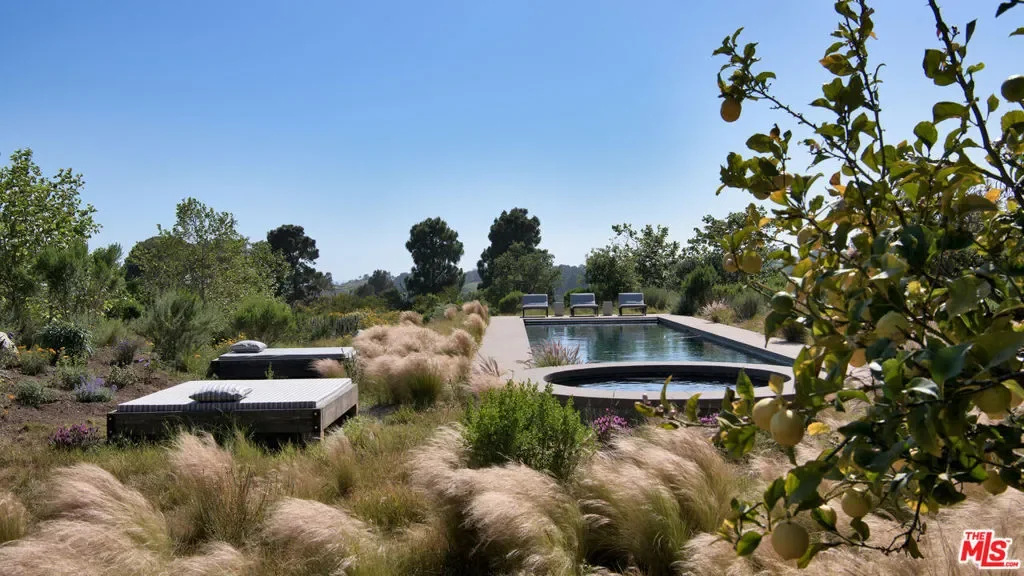 5900 Bonsall Drive, Malibu, California, United States. - Photo 30
