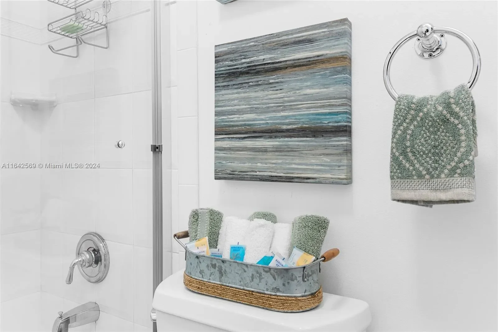 941 SE 4th Ave, Pompano Beach, Florida, United States. - Photo 4