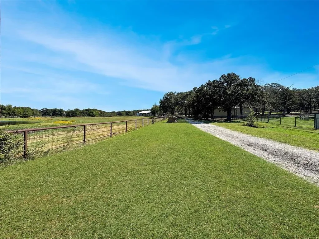 5167 Rock Hill Road, Cross Roads, Texas, United States. - Photo 19