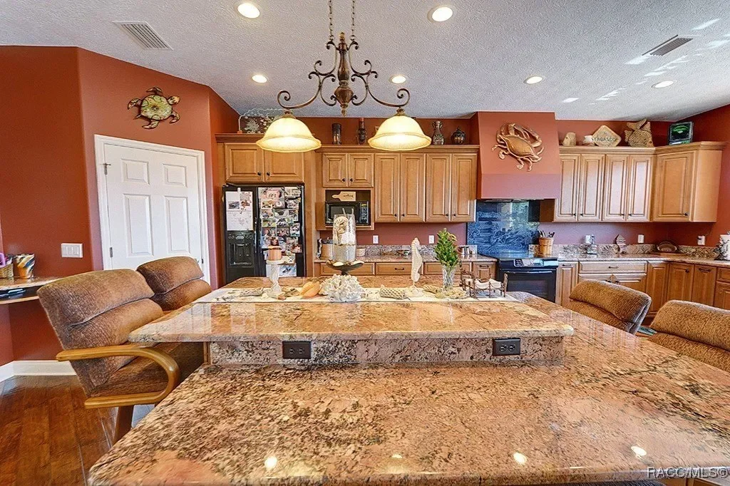 1920 NW 16th Street, Crystal River, FL 34428, Crystal River, Florida, United States. - Photo 10