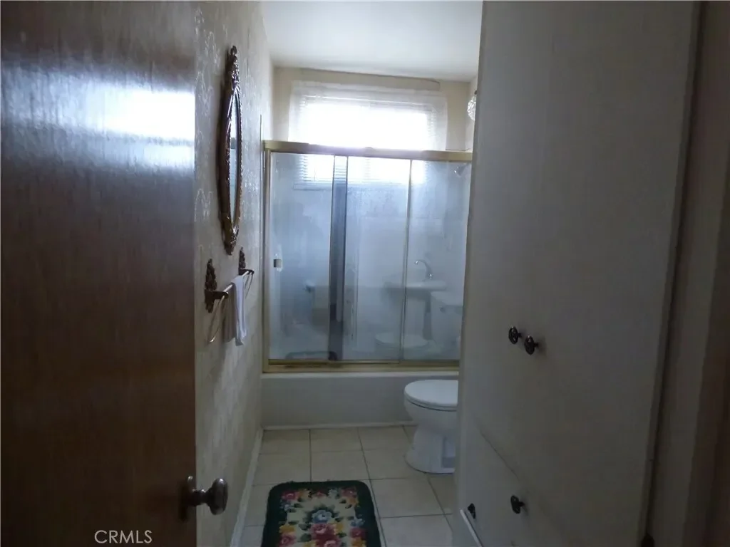 10902 Poindexter, Garden Grove, California, United States. - Photo 9