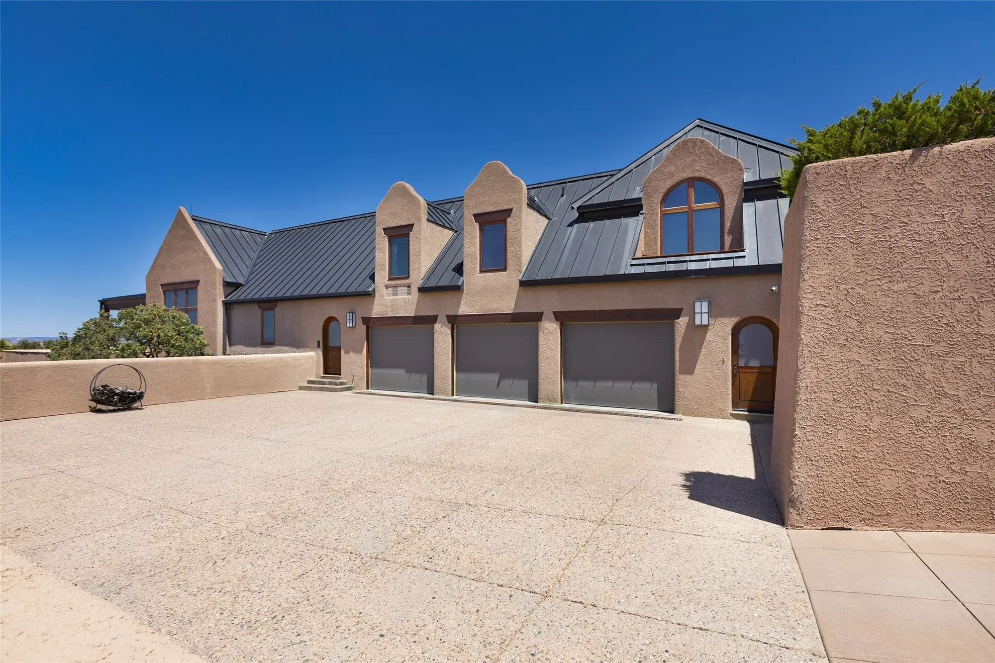 411 Tano Road, Santa Fe, NM 87506, Santa Fe, New Mexico, United States. - Photo 42